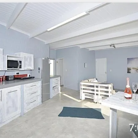 Cottage On Atlantic90 Yzerfontein Buitenkant foto